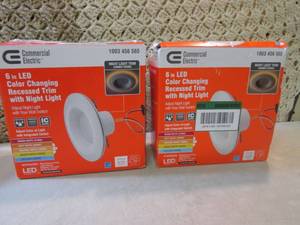 lot 272 image: Lot of 2 6 LED Color Changing Rece...