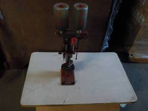 lot 15 image: Shell Loader...