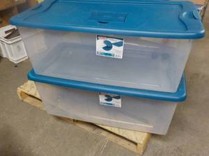 lot 27 image: 2 - 106 qt Totes with Covers...