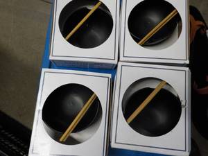lot 42 image: Set of 4 NEW Madison and co. Noodle...