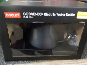 lot 80 image: New Bodum Gooseneck Electric Water ...