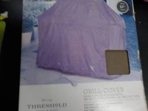 lot 119 image: Threshold Grill Cover new in box 5...
