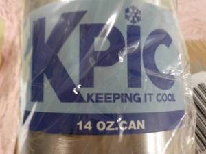 lot 219 image: New 6 pack Kpic 14 oz HotCold Beve...