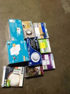 lot 71 image: Assorted LED lights customer returns