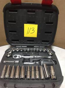 lot 113 image: Husky Mechanics Tool Set (38-Piece)  in good condition