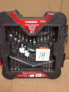lot 14 image: Husky SAEMetric CombinationStubby Wrench Set (34-Piece)in good condition
