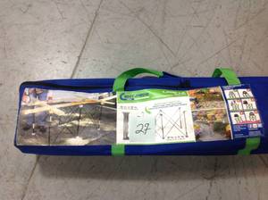 lot 27 image: Centipede K100 Instant Setup Sawhorse Portable Work Systemin good condition