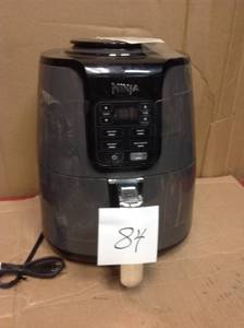 lot 84 image: 4 Qt. Electric Air Fryer by Ninja USED IN GOOD CONDITION