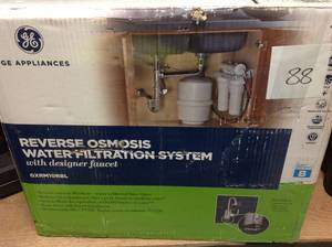 lot 88 image: GE Under Sink Reverse Osmosis Water Filtration System not used