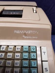 lot 4 image: Cash Register