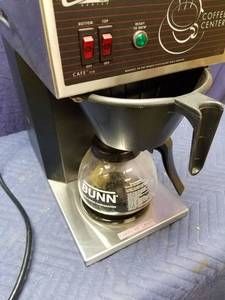 lot 10 image: Coffee Maker