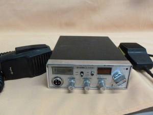 lot 10 image: CB Radio