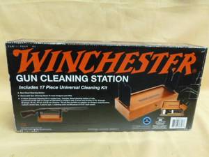 lot 13 image: Winchester Gun Cleaning Station