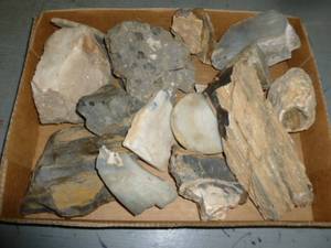 lot 26 image: Collector Rocks