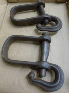lot 39 image: Antique Clevis