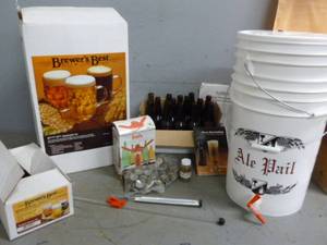 lot 50 image: New Beer Making Kit