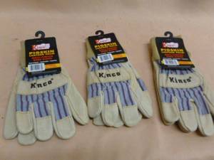lot 54 image: New Work Gloves