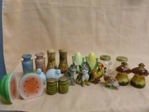 lot 57 image: Salt & Pepper Shaker Sets