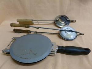 lot 61 image: Camping Items