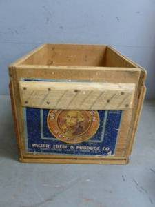 lot 74 image: Vintage Wooden Crate