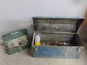 lot 87 image: Vintage Tool Boxes
