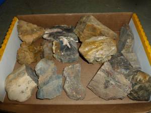 lot 105 image: Collector Rocks