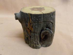 lot 113 image: Custom Made Hide A Key