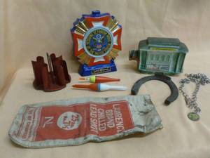 lot 139 image: Vintage Items