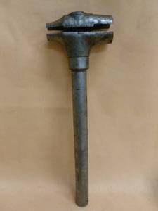 lot 161 image: Antique Tool