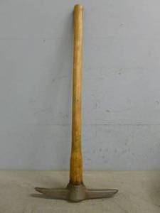 lot 176 image: Vintage Railroad Ax