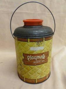 lot 206 image: Vintage Water Jug