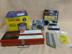 lot 207 image: New Items