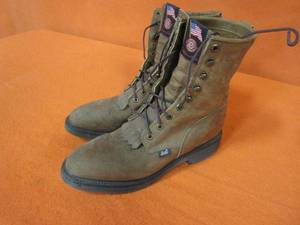 lot 15 image: Justin Workboots size 11D