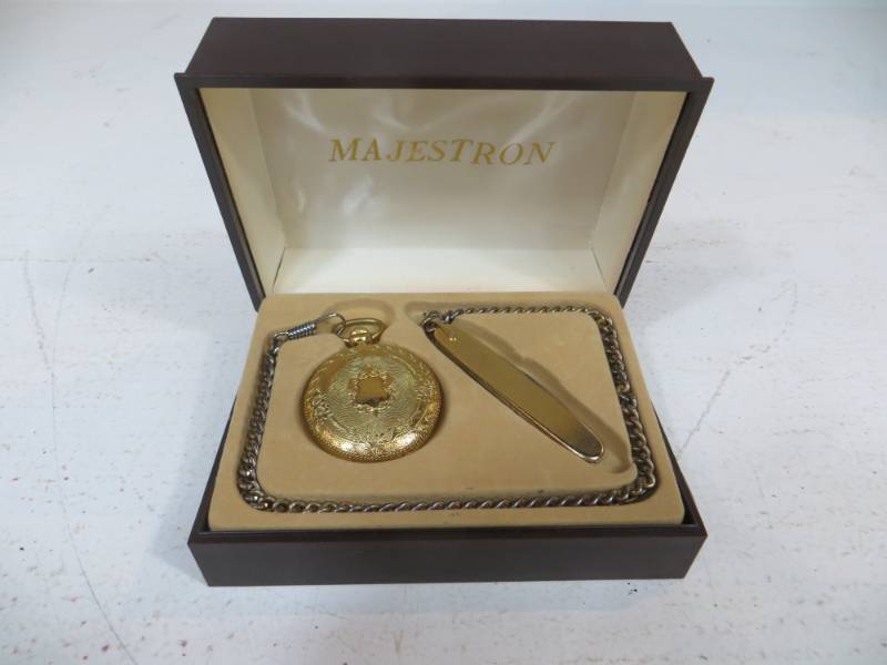 Majestron Watch Co. Pocket Watch Knife Vintage Collectibles