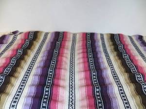 lot 15 image: Pink & Purple Woven Blanket
