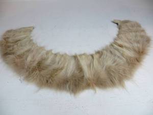 lot 27 image: Lot of Fur Hats & Fur Collar