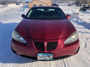 lot 1 image: 2004 Pontiac Grand Prix