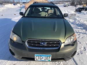 lot 4 image: 2005 Subaru Outback AWD