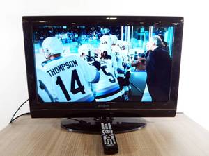 lot 13 image: Insignia Model NS-L26Q-10A 26 Inch LCD TV