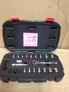 Husky 14 in. Drive Ratchet SAEMetric Socket Set (30-Piece)  USED MISSING PCS