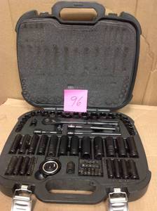 Husky 38 in. Drive 100-Position Universal SAE and Metric Mechanics Tool Set (60-Piece)&nbsp&nbspin good condition