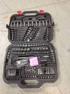 Husky Mechanics Tool Set (185-Piece)  MISSING PCS