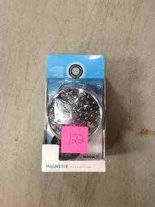 MOEN Attract 6-Spray 1.75 GPM Hand Shower and Showerhead Combo Kit with Magnetix in Chrome&nbsp&nbspin good condition