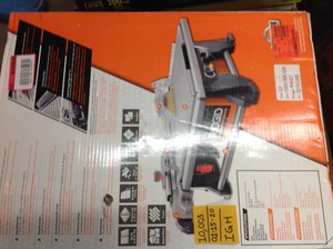 RIDGID  6.5 Amp Corded 7 in. Table Top Wet Tile Saw in good conditions