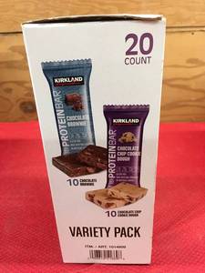 lot 143 image: Kirkland Signature Protein Bar 20 Pack, Retail $17.99