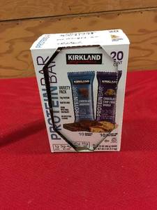 lot 52 image: Kirkland Signature Protein Bar 20 Pack, Retail $17.99