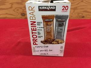 lot 78 image: Kirkland Signature Protein Bar 20 Pack, Retail $17.99