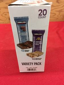 lot 87 image: Kirkland Signature Protein Bar 20 Pack, Retail $17.99