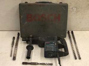 lot 35 image: Bosch 11232ES Electric Hammerdill...