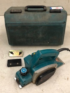 lot 48 image: Makita 19008 Power Planer ...